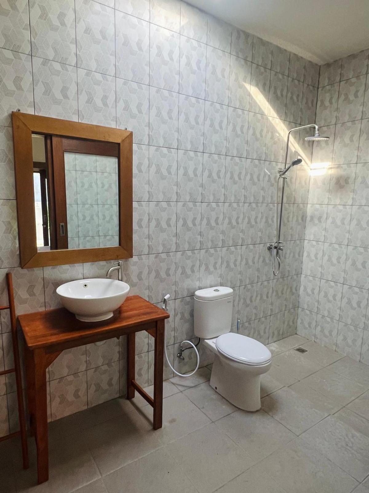 Wiryaroja Guest House Canggu Eksteriør billede